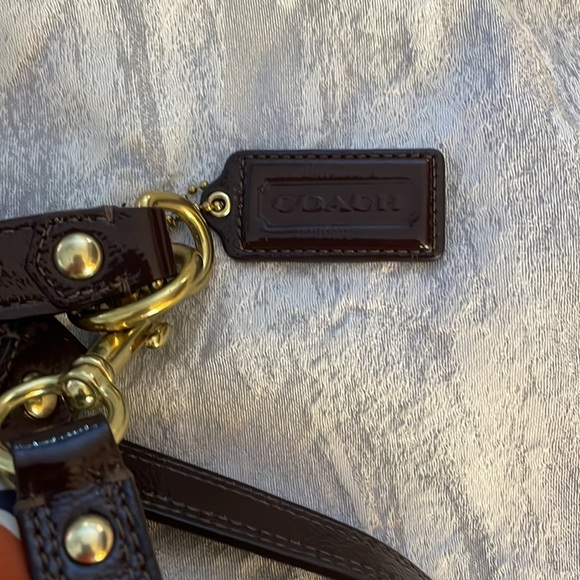 Coach Ashley scarf print hobo convertible purse - Picture 6 of 9